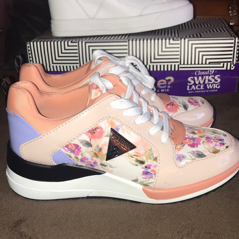 Guess Sneakers